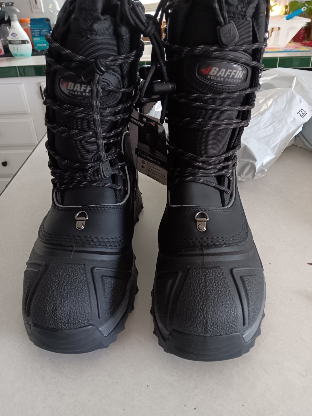 Baffin Polar Proven Men’s Black Insulated Winter Boots Size 12.